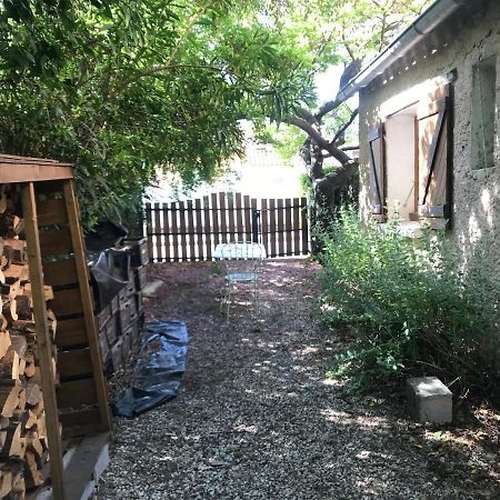 Studio Mitoyen / 2 Personnes Ιέρ Εξωτερικό φωτογραφία