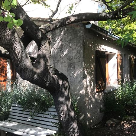 Studio Mitoyen / 2 Personnes Ιέρ Εξωτερικό φωτογραφία