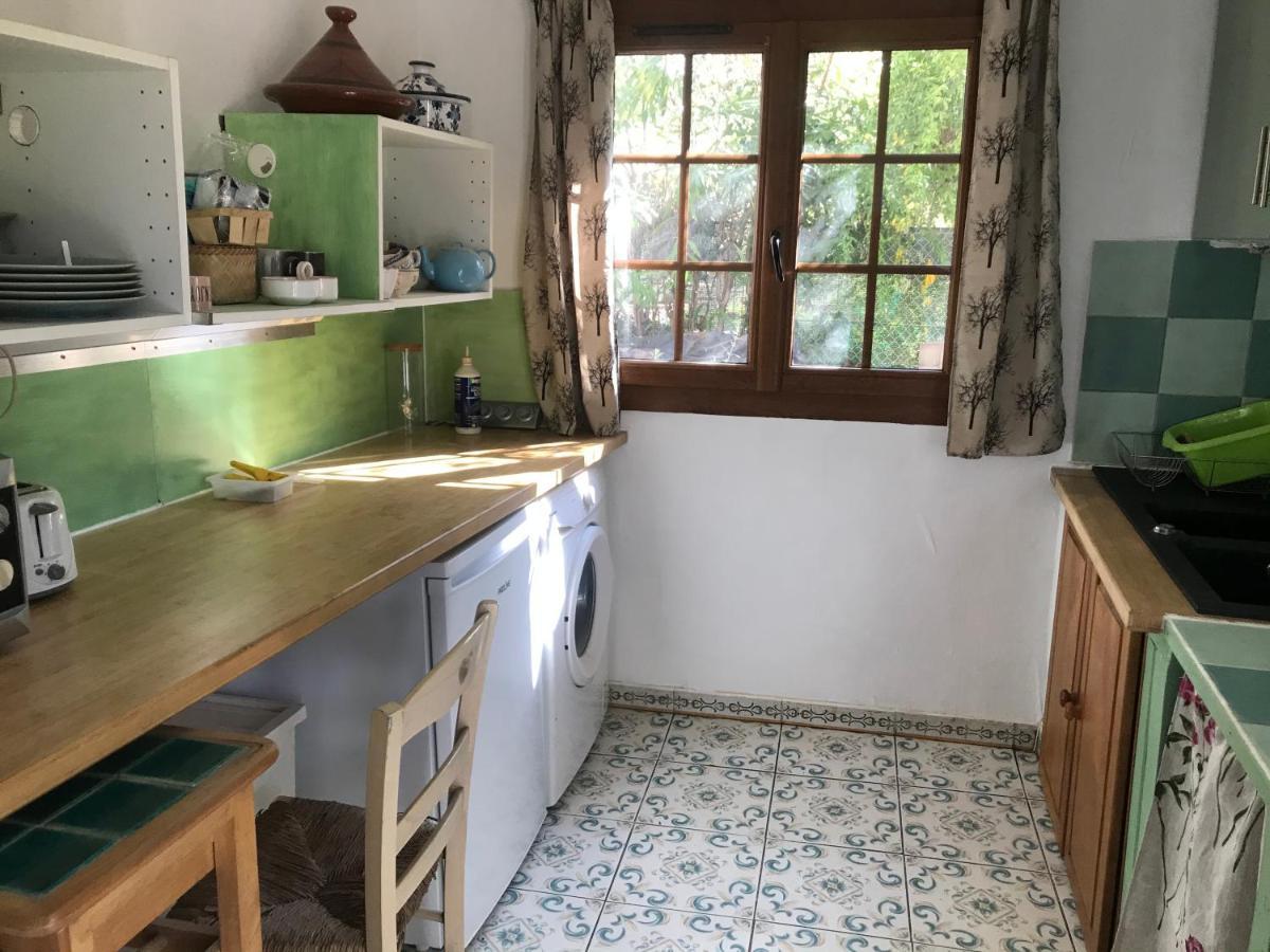 Studio Mitoyen / 2 Personnes Ιέρ Εξωτερικό φωτογραφία